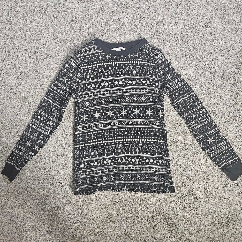 Victoria's secret Women's Holiday Sweatshirt